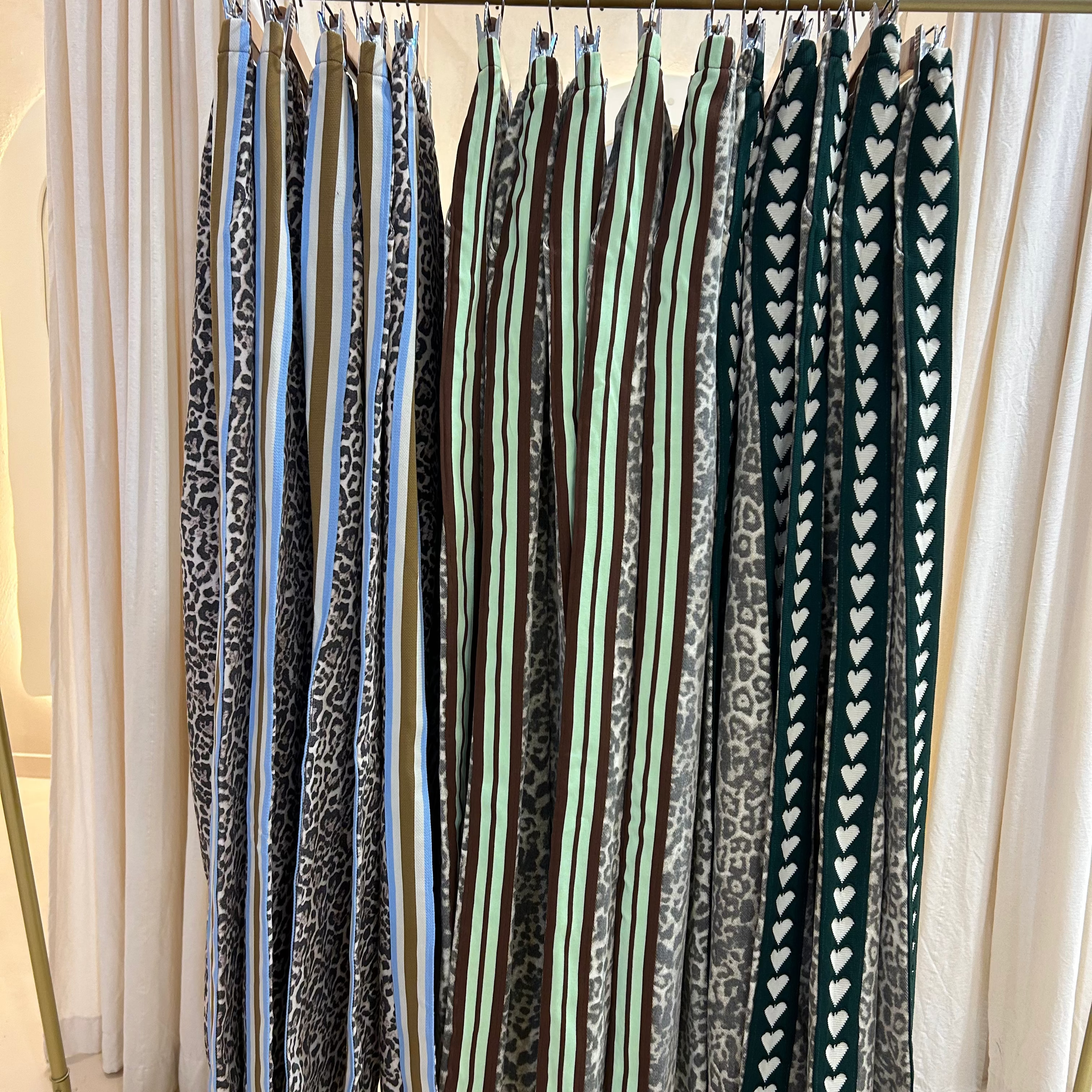 leopard pants - by Frankie