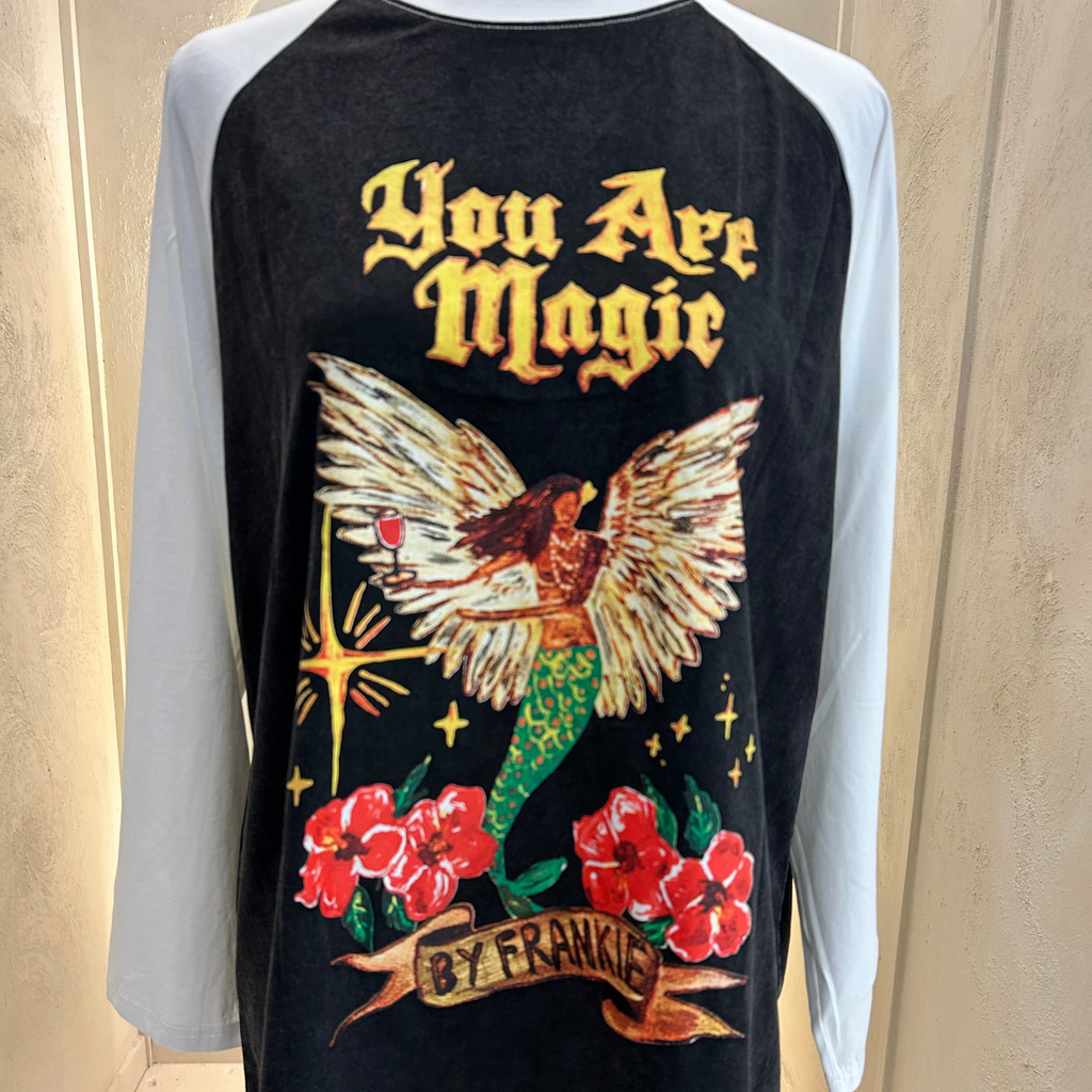 You are magic tee - By Frankie
