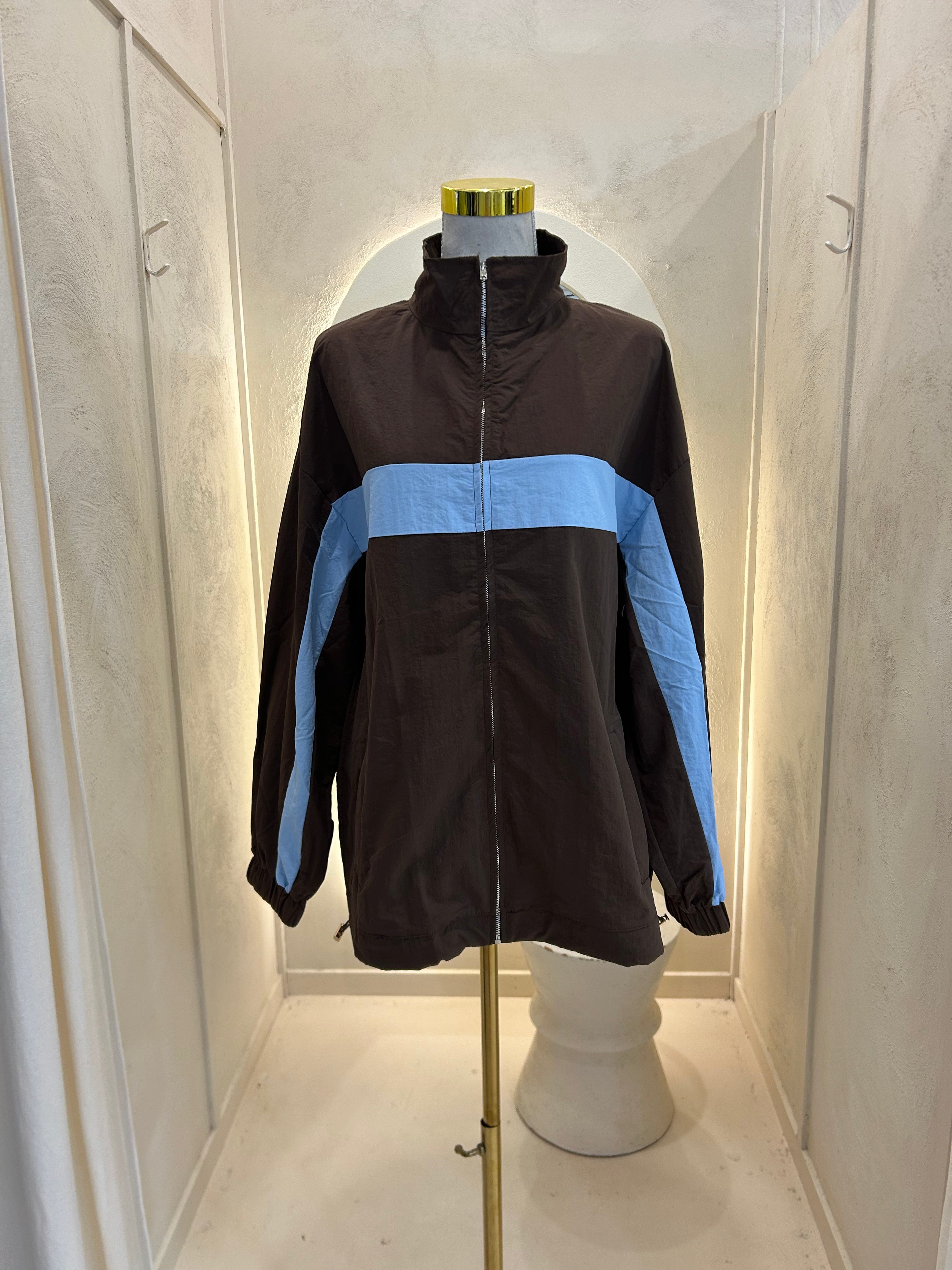 choc brown/blue windbreaker - by Frankie