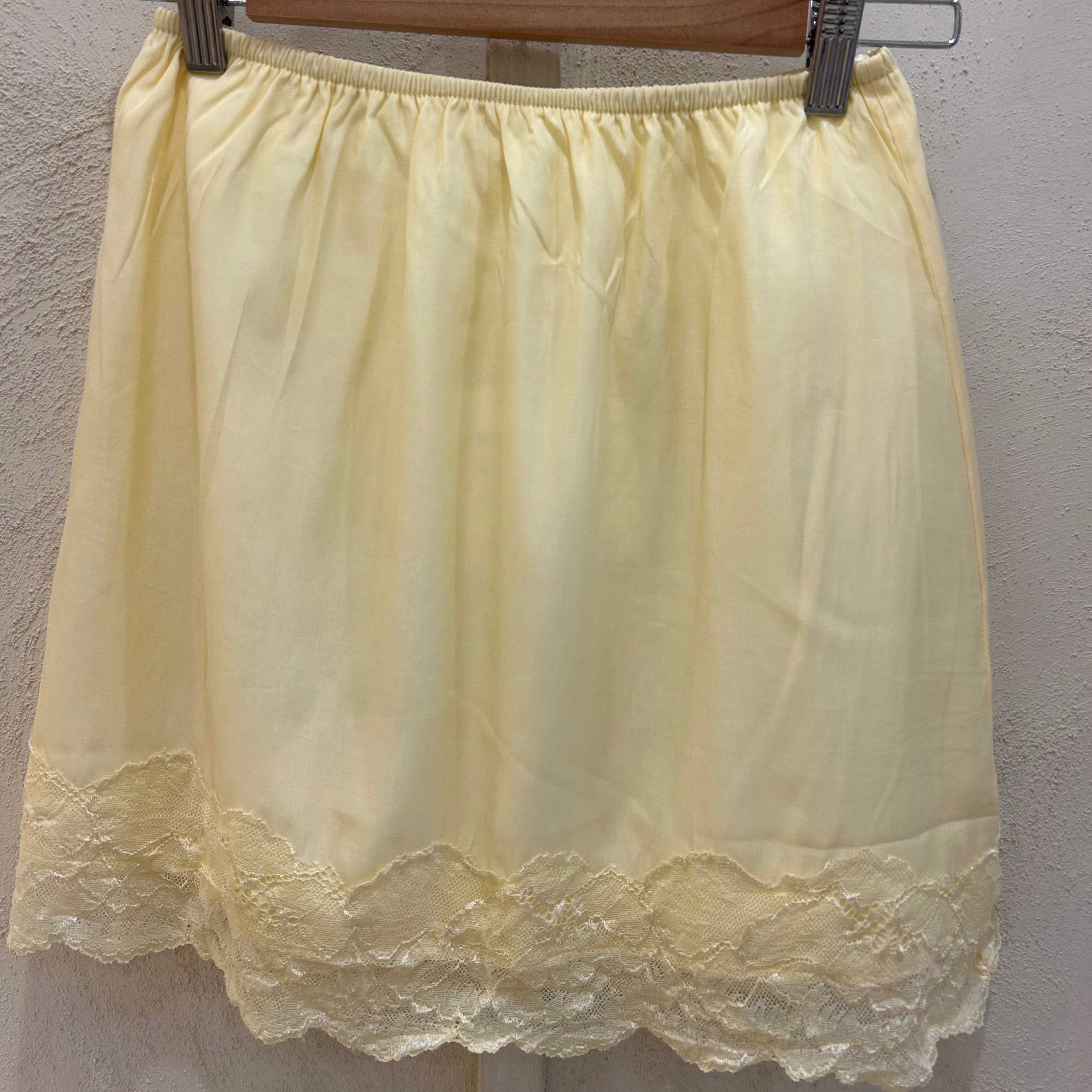 by Frankie - yellow-lace skirt
