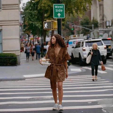 brown-robe- K Juliet