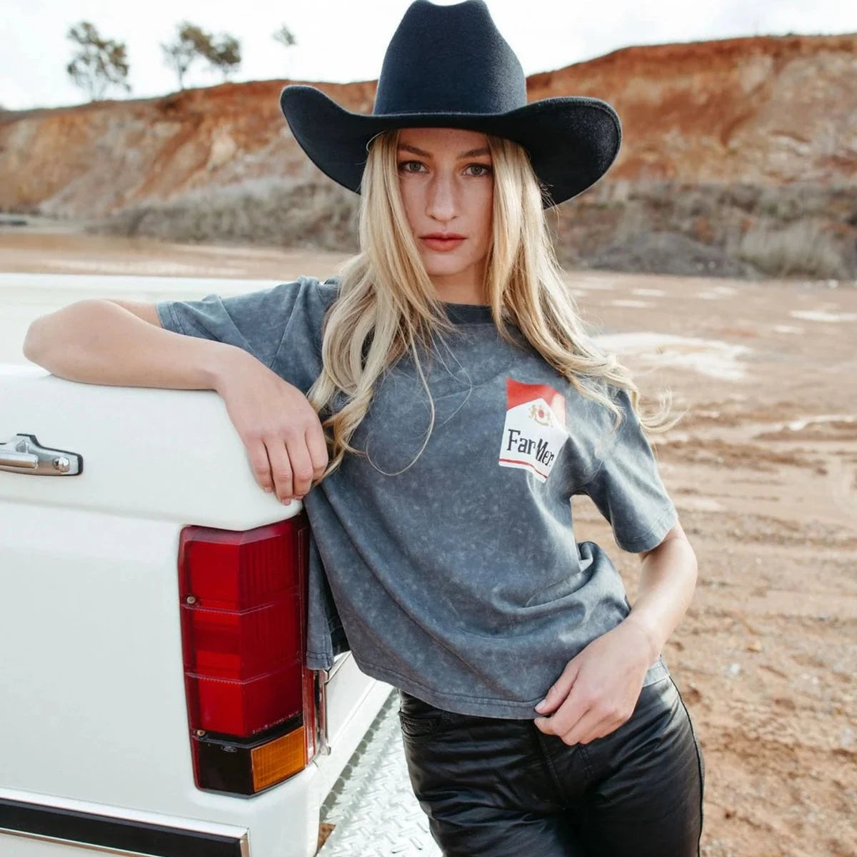 MARLBORO SHORT CUT CREW – Willow Zee - Main Image