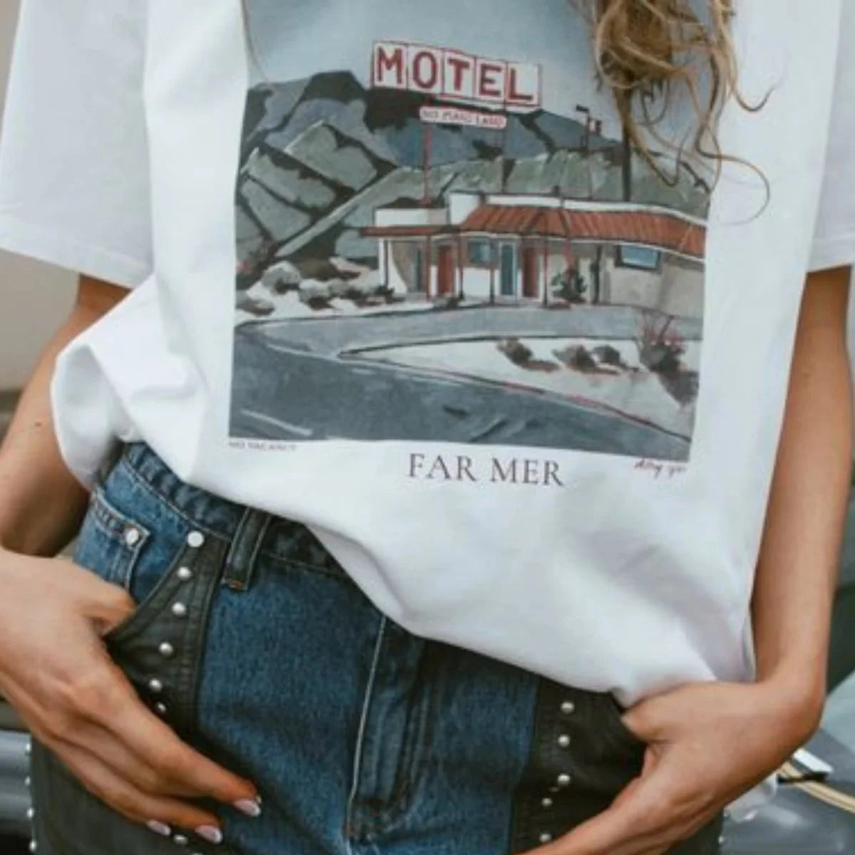 no vacancy crew tee - farmer by Whitney