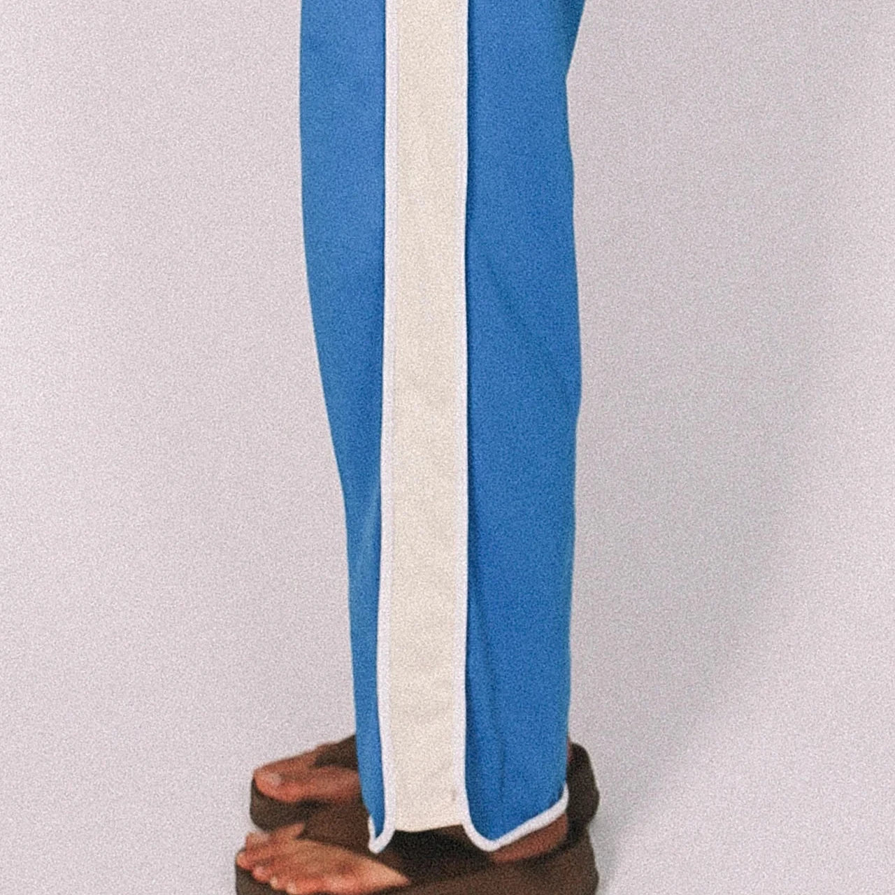 LAZY DAY RETRO PANTS - BLUE
Cracker Day Club