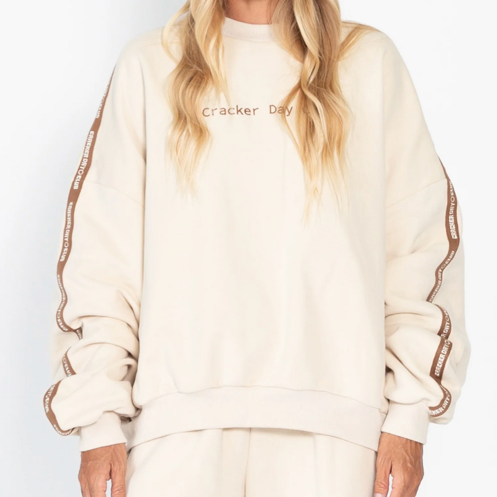 latte cracker day club  jumper