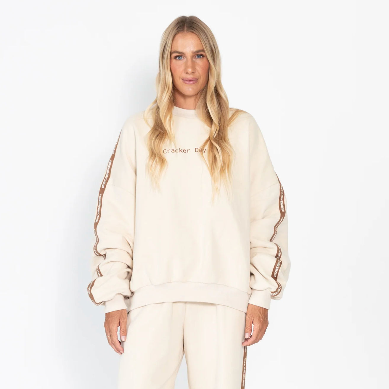 latte cracker day club  jumper