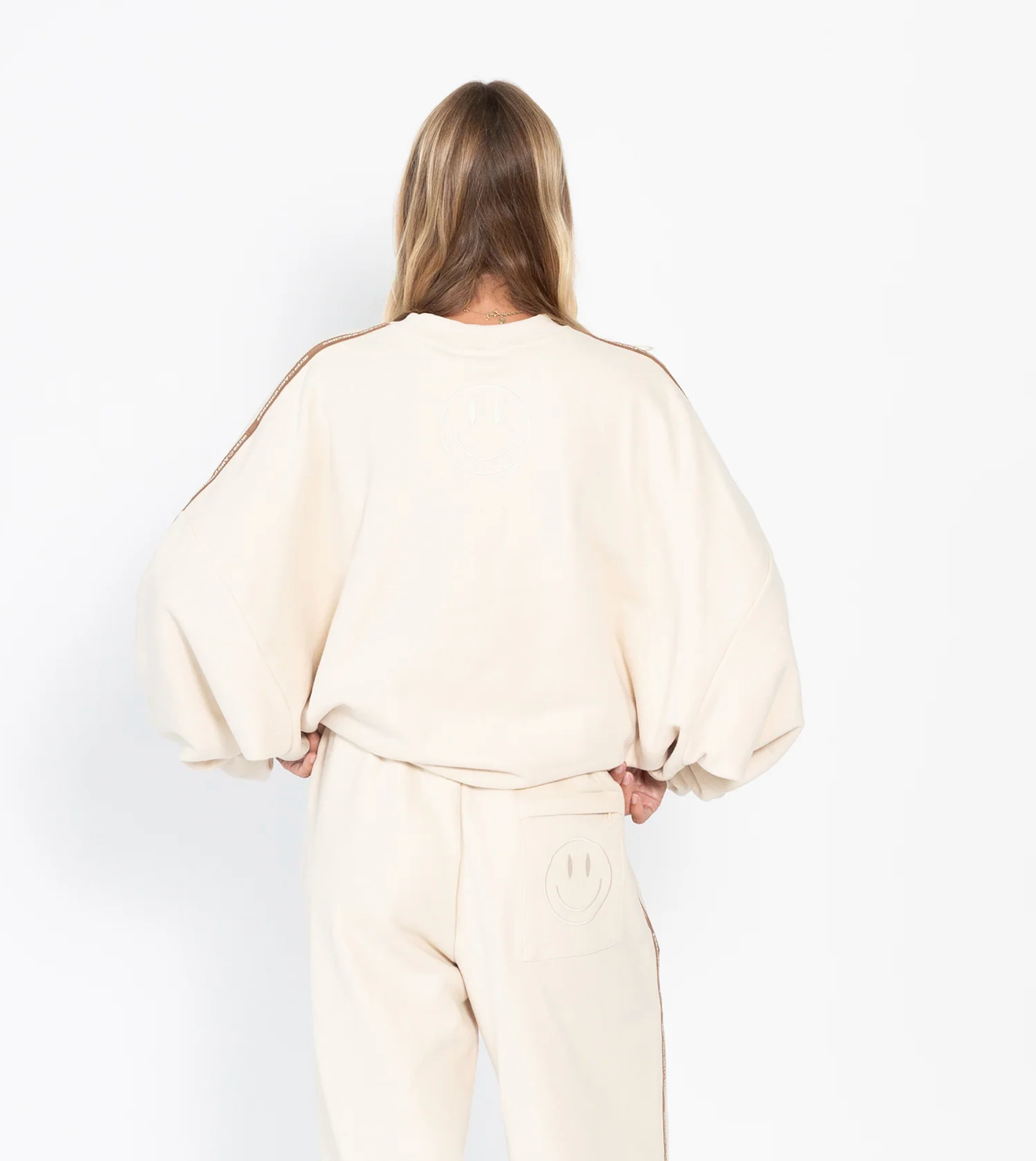 latte cracker day club  jumper