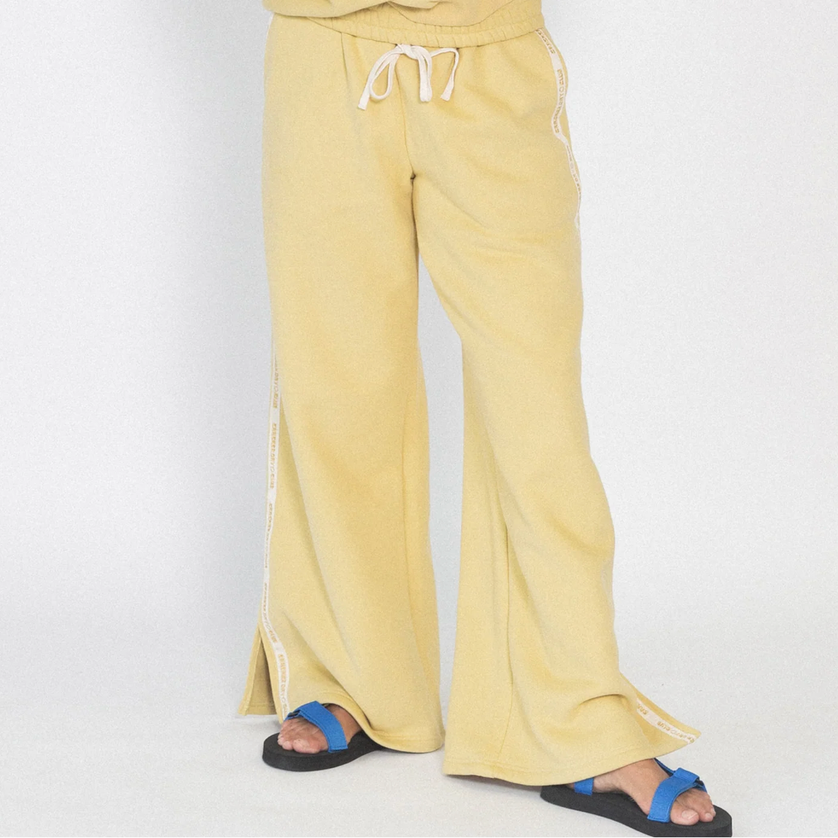CLOUD RACER SWEATPANTS - LEMON