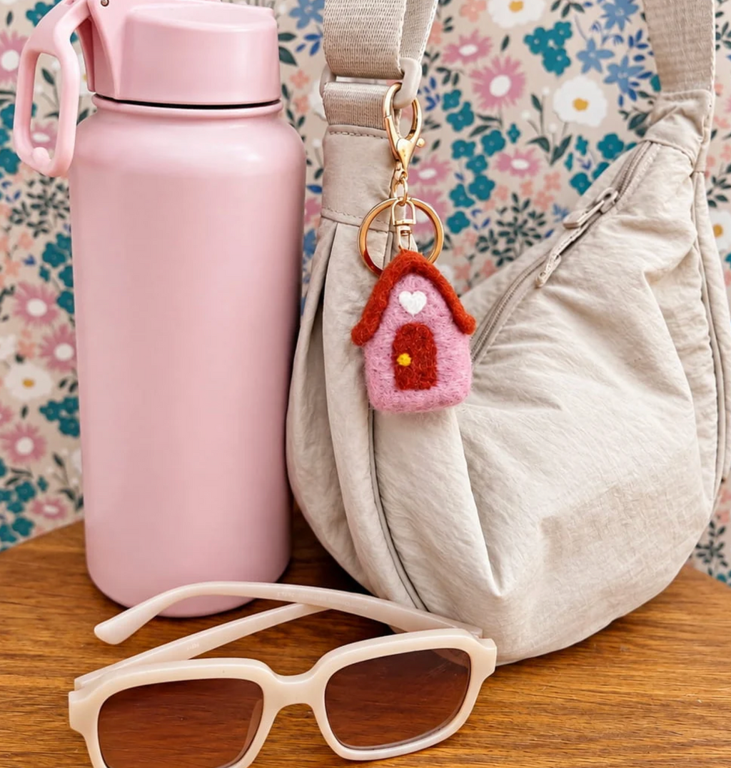 Felt House Keychain - Pink